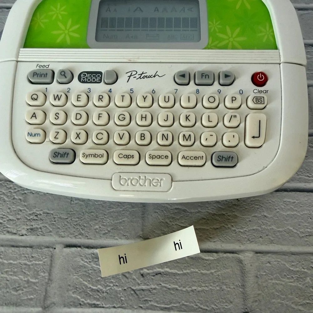 Brother P-Touch PT-90 Personal Label Maker Handheld White Green Deco Mode PT90